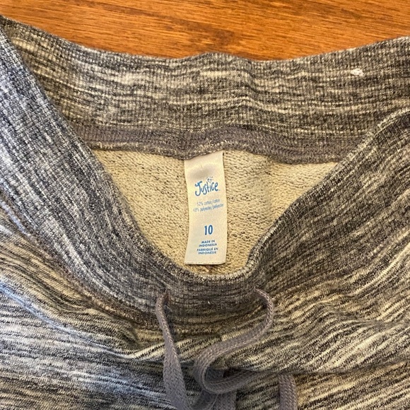 Justice Heathered Gray girls Athletic Shorts - Picture 3 of 4